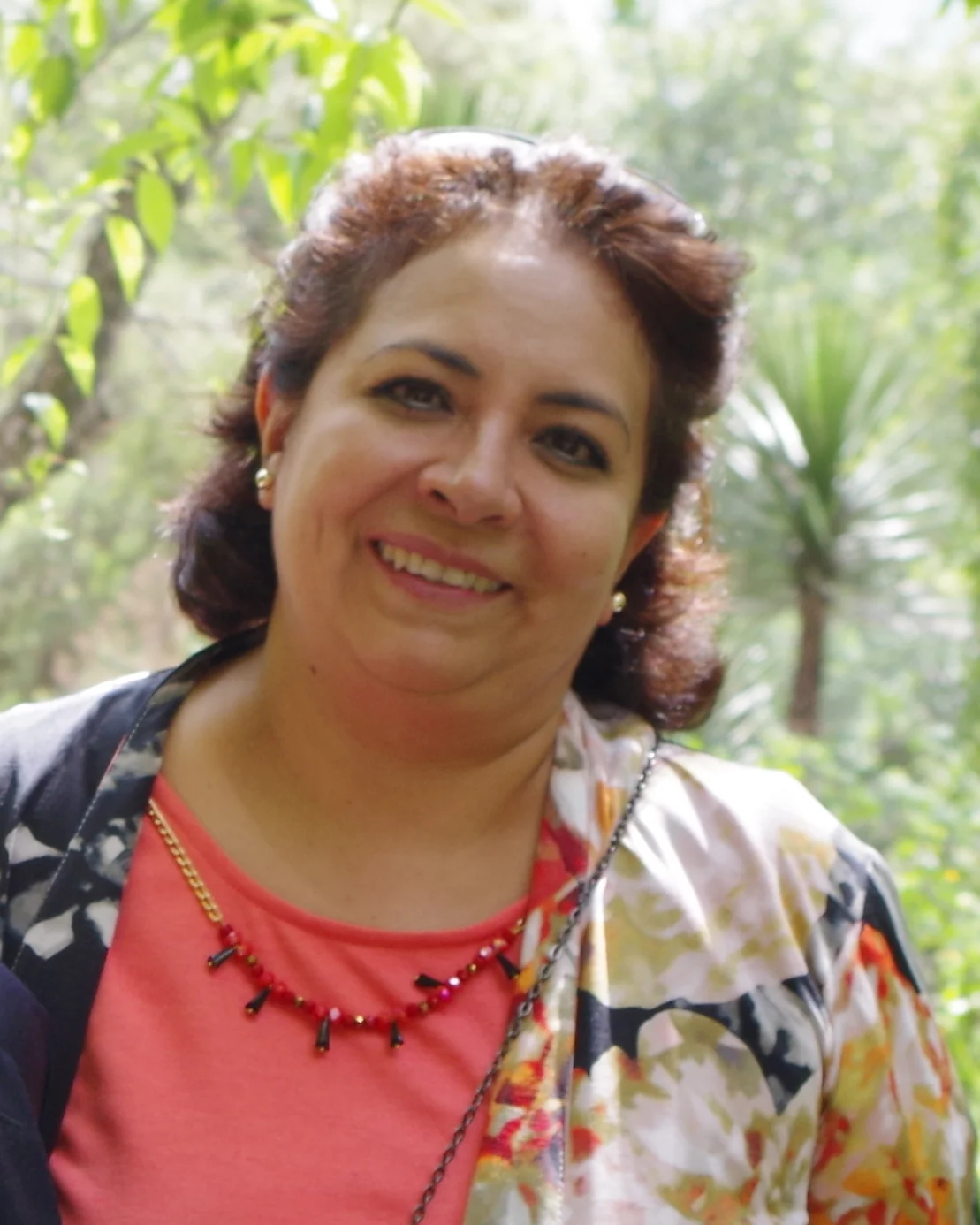Silvia Carrera, locutora y relaciones públicas en Vía Láctea Films